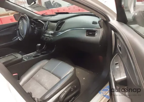 2016 Chevrolet Impala 1Lt z USA, uszkodzony, nr VIN 1G1105SA9GU140471